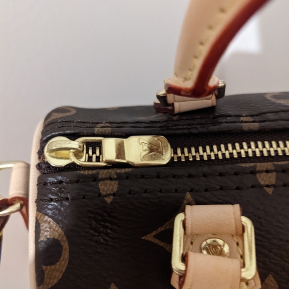 New Authentic Louis Vuitton Nano Speedy - Picture 3 of 11